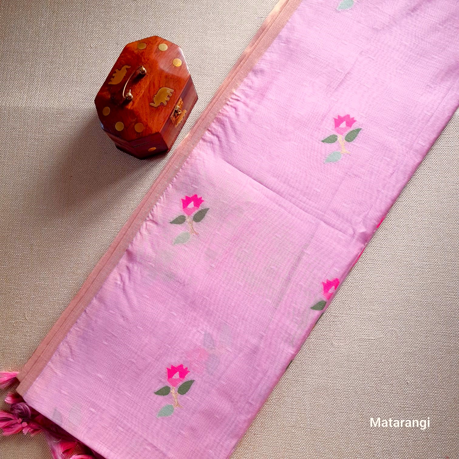 Matarangi Mauve Jamdani Silk Cotton Saree Matarangi Mauve Jamdani Silk Cotton Saree