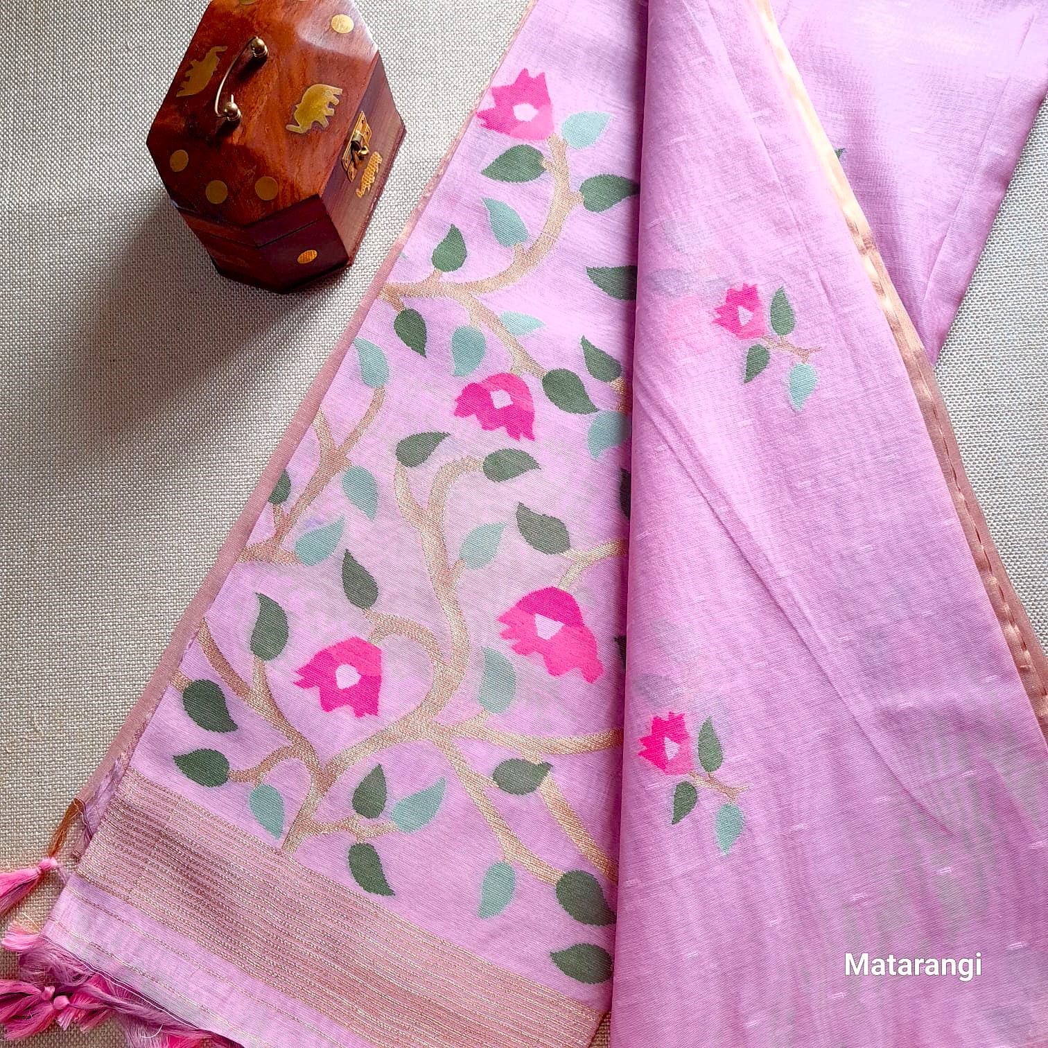 Matarangi Mauve Jamdani Silk Cotton Saree Matarangi Mauve Jamdani Silk Cotton Saree