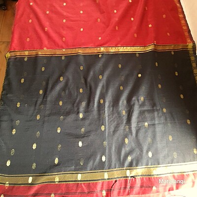 Maroon & Black Handloom Cotton Silk Saree Maroon & Black Handloom Cotton Silk Saree