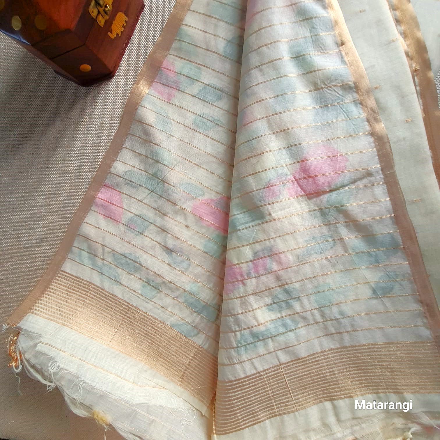 Matarangi Cream Jamdani Silk Cotton Saree